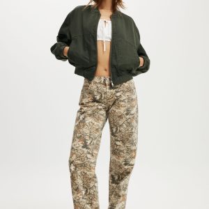 Low Rise Straight Jean