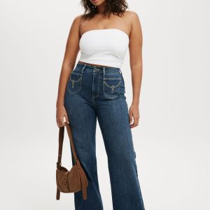 Curvy Stretch Wide Jean