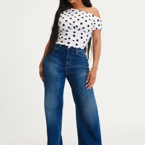 Curvy Stretch Wide Jean
