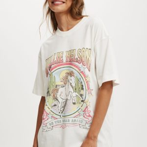 Willie Nelson Boxy Graphic Tee