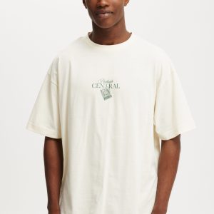 Box Fit Graphic T-Shirt