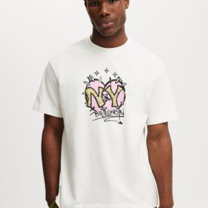 Box Fit Graphic T-Shirt