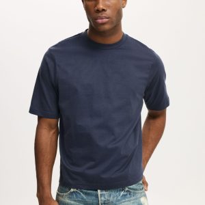Cropped Fit T-Shirt