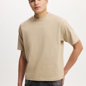 Cropped Fit T-Shirt