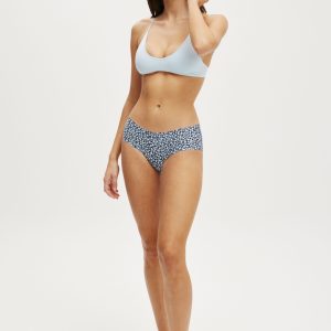 The Invisible Boyleg Brief