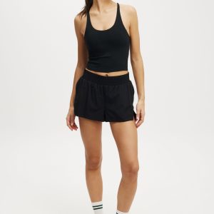 On The Fly Curve Short