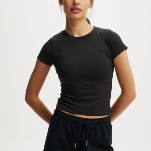 Ultra Soft Fitted Tshirt