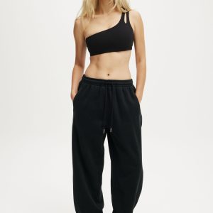 Plush Essential Barrel Sweatpant