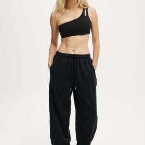Plush Essential Barrel Sweatpant